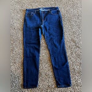 Old Navy ladies skinny jeans size 16
